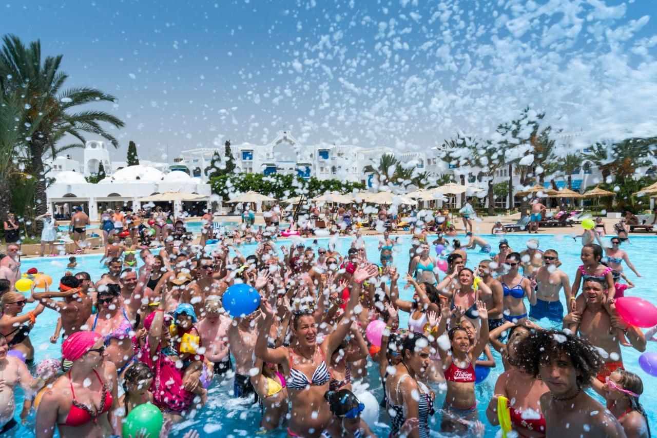The Mirage Resort & Spa ฮัมมาเม็ต ภายนอก รูปภาพ The Bubble Pool Party at the Hard Rock Hotel