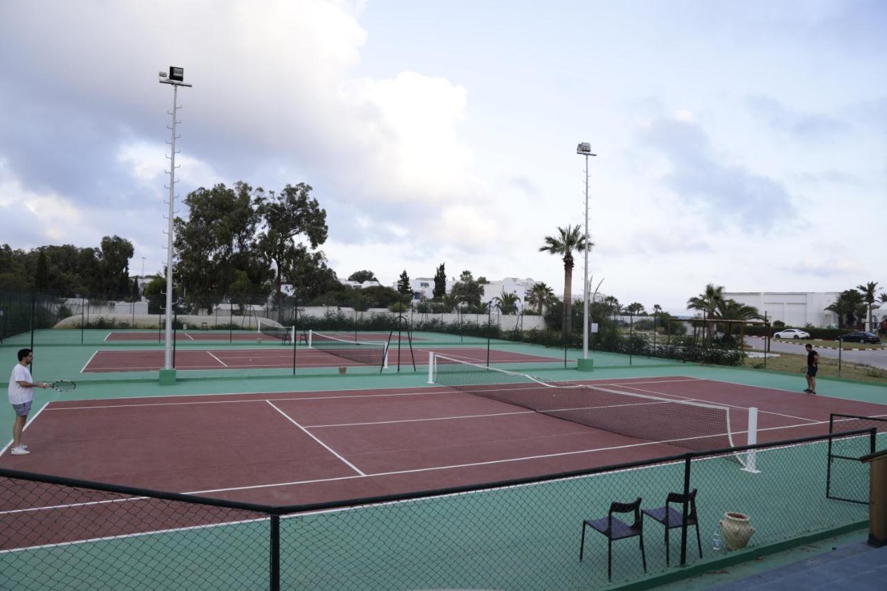 The Mirage Resort & Spa ฮัมมาเม็ต ภายนอก รูปภาพ Tennis courts at the La Jolla Tennis Club
